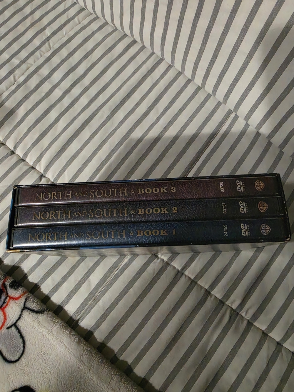 Warner Bros. North and South DVD Box Set - Black